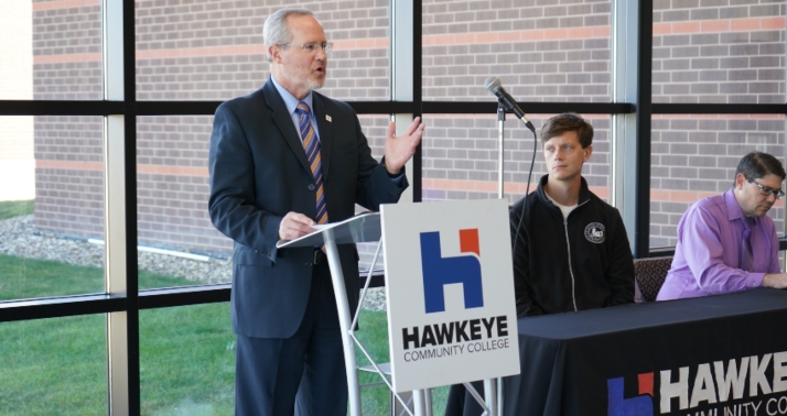 President Todd Holcomb and State Auditor Rob Sand